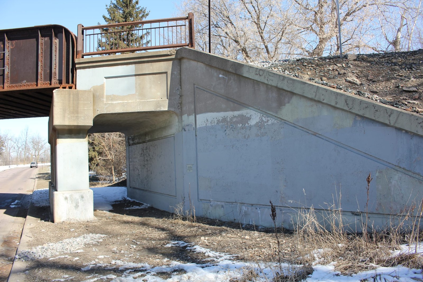 East abutment